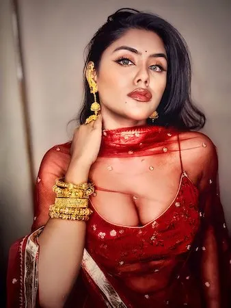 Russian Call Girls in Chandigarh Near Me